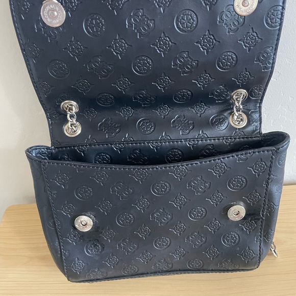 Guess Monogram Crossbody - Picture 2 of 11